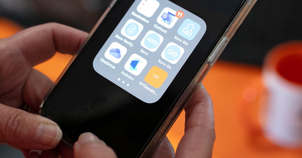 Outsourced Payroll Solutions with Supporting Business Growth